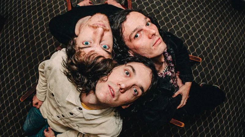 THE TAZERS – Slow Club